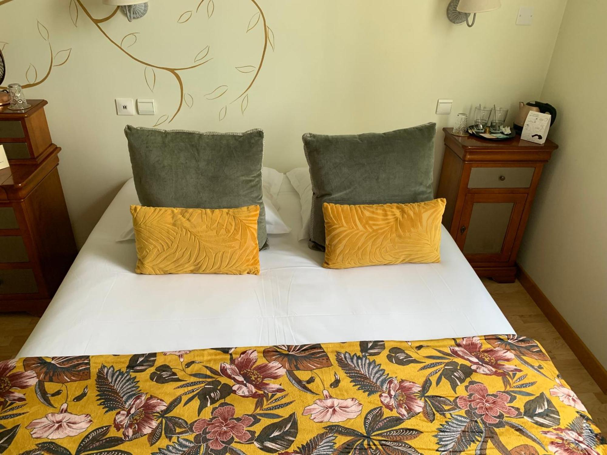 Hotel Vintage Quimperle Luaran gambar